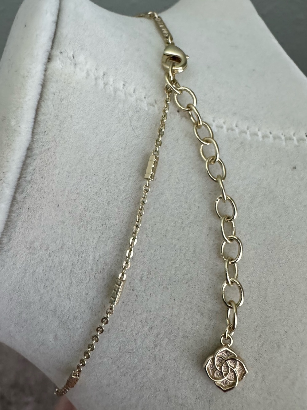 Kendra Scott Gold Daphne Pendant Necklace - Amethyst - Picture 3 of 3